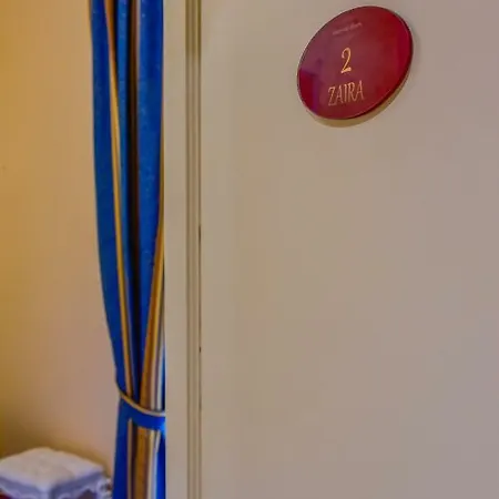 Palazzo Degli Affreschi Bed & Breakfast *