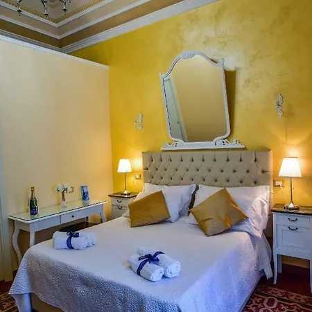 Palazzo Degli Affreschi Bed & Breakfast Catania