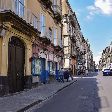 Palazzo Degli Affreschi 4* Catania