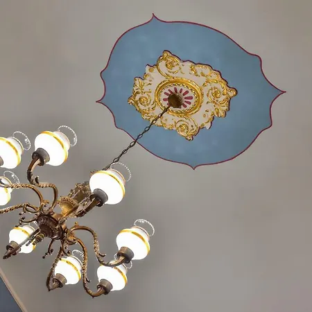 Palazzo Degli Affreschi Bed & Breakfast Catánia
