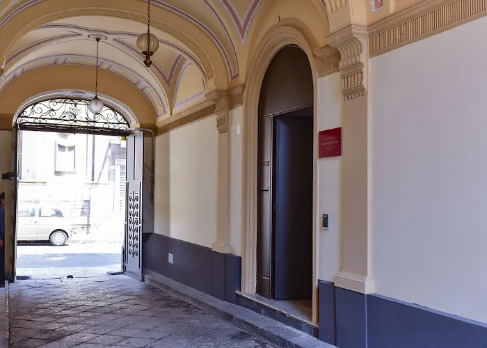 Palazzo Degli Affreschi Catania