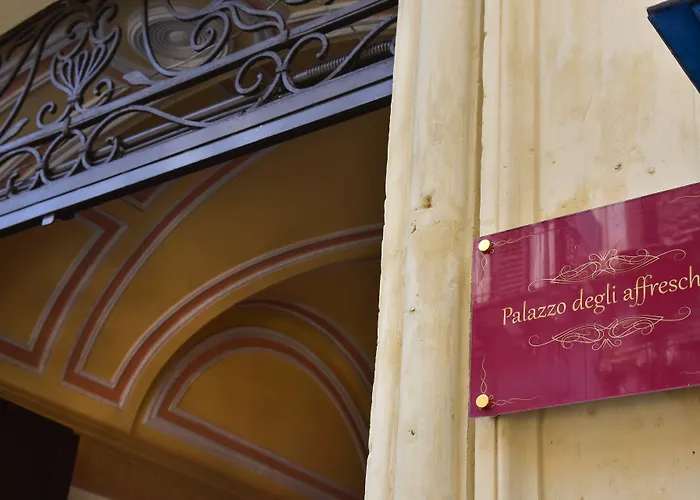 Palazzo Degli Affreschi