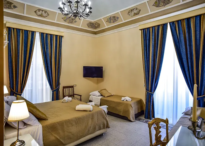 Palazzo Degli Affreschi 4*
