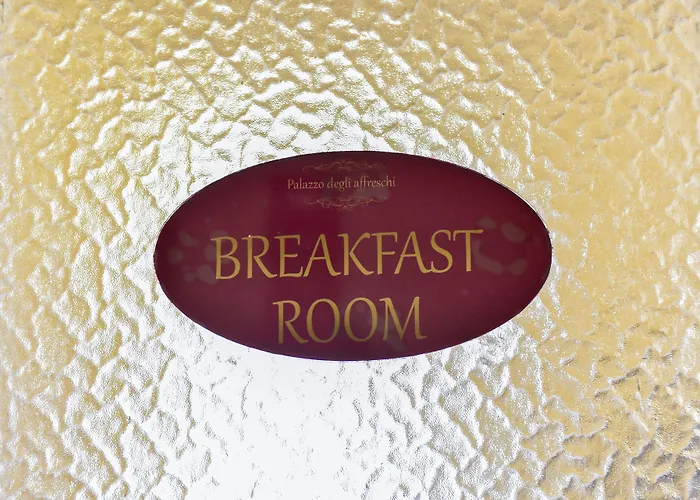 Palazzo Degli Affreschi Bed & Breakfast