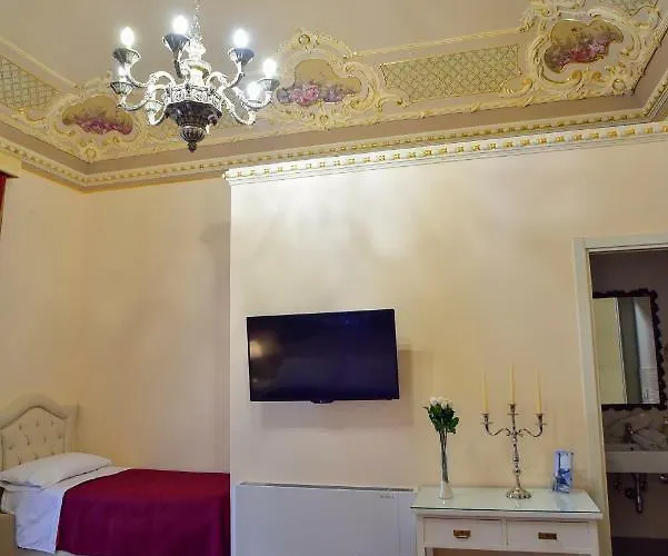 Palazzo Degli Affreschi 4* Catania