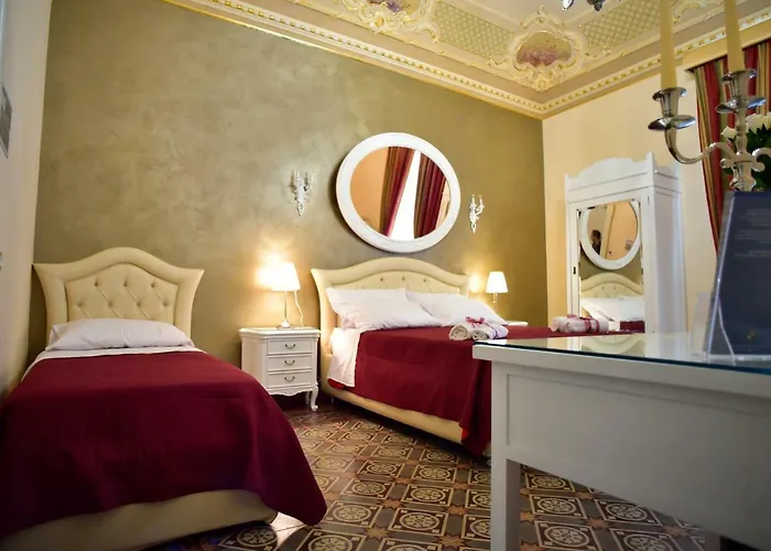 Palazzo Degli Affreschi Bed & Breakfast 4*