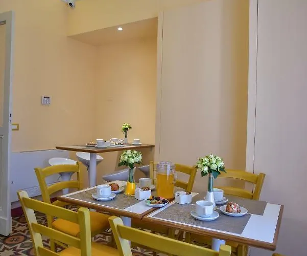 Palazzo Degli Affreschi Bed & Breakfast