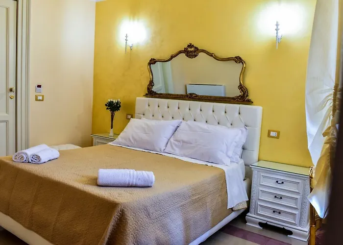 Palazzo Degli Affreschi Bed & Breakfast Catania