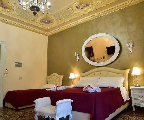 Palazzo Degli Affreschi 4*